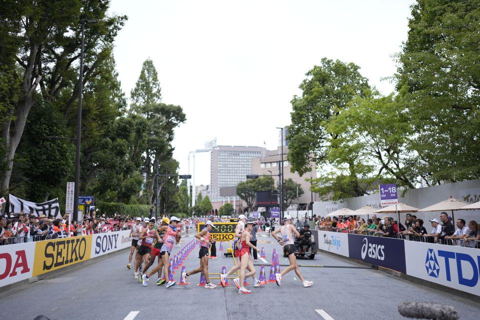 秒获得铜牌, 麦格拉斯掉