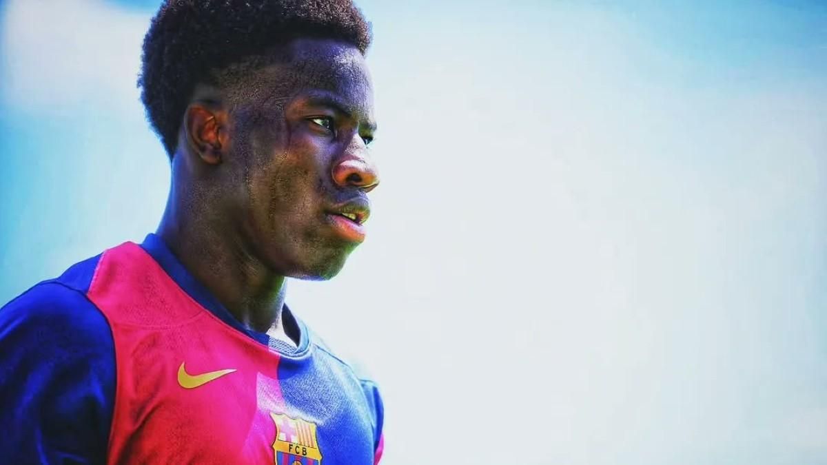 搭乘同一架 搭乘同一架